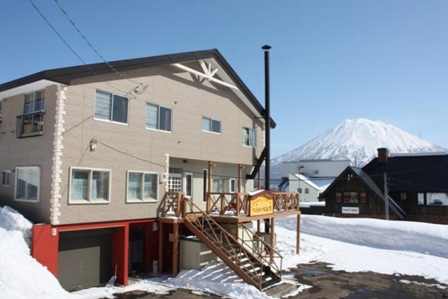 Pension Berg Niseko Εξωτερικό φωτογραφία